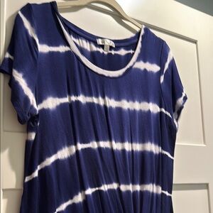 Nine Britton Blue and White Tie-Dye Short Sleeve T-Shirt